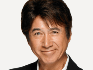 草刈正雄 現在の座像